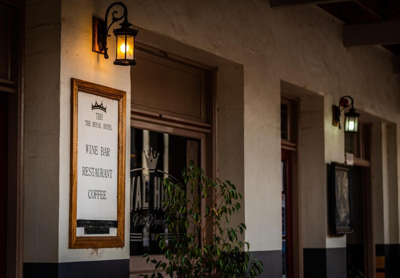 The Royal Hotel West Wyalong Εξωτερικό φωτογραφία
